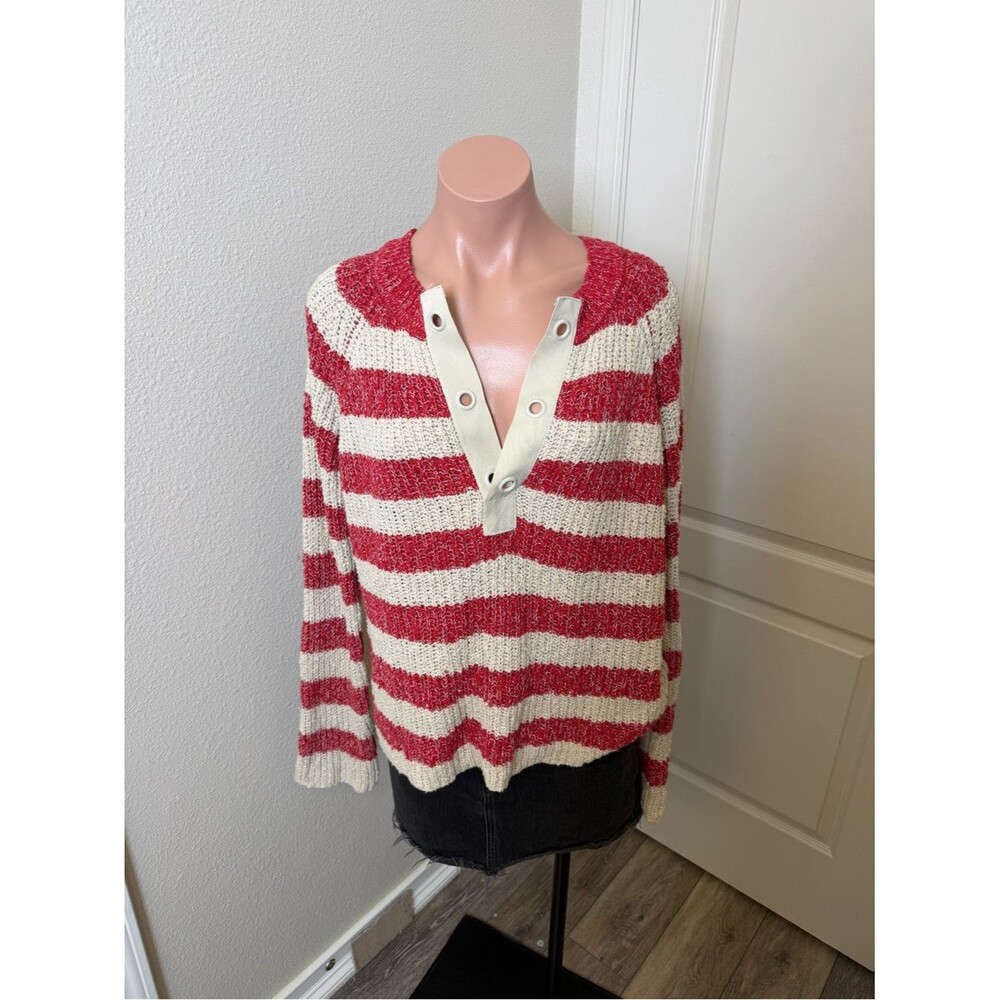 BKE Striped Red and Cream Lightweight Knit Pullover Sz M